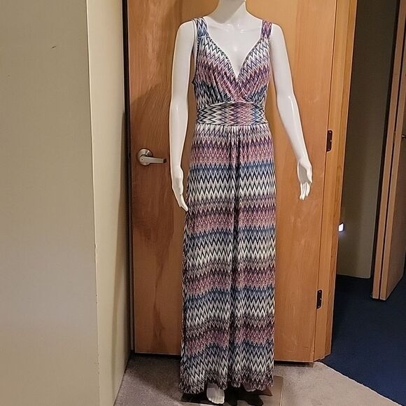 Loveappella geometric maxi dress - Picture 1 of 10